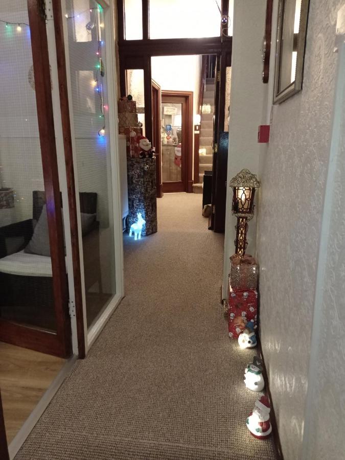 Lily Hotel Blackpool Bagian luar foto